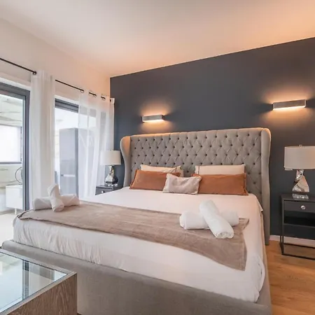 Luxurious Serene House 펜션